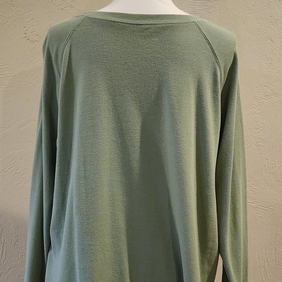 Eddie Bauer Camo Sweater - Picture 4 of 4